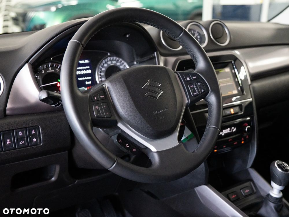 Suzuki Vitara 1.4 Boosterjet SHVS Premium 4WD - 12