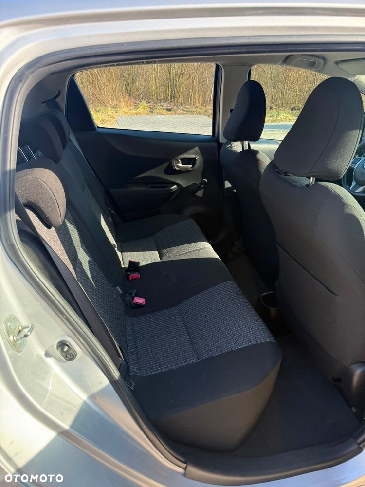 Toyota Yaris - 4