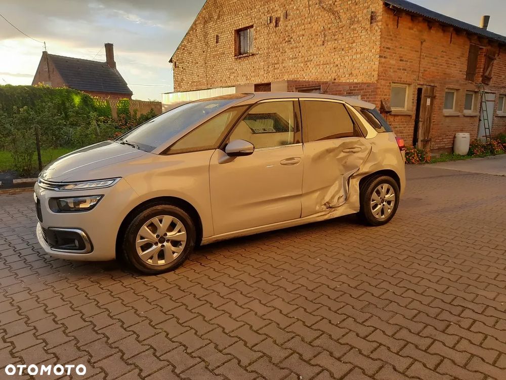Citroën C4 SpaceTourer - 13
