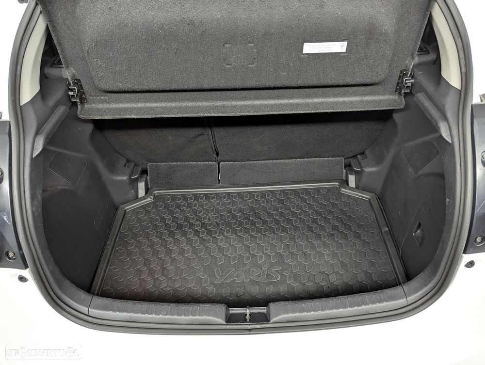 Toyota Yaris 1.5 VVT-i Comfort - 19