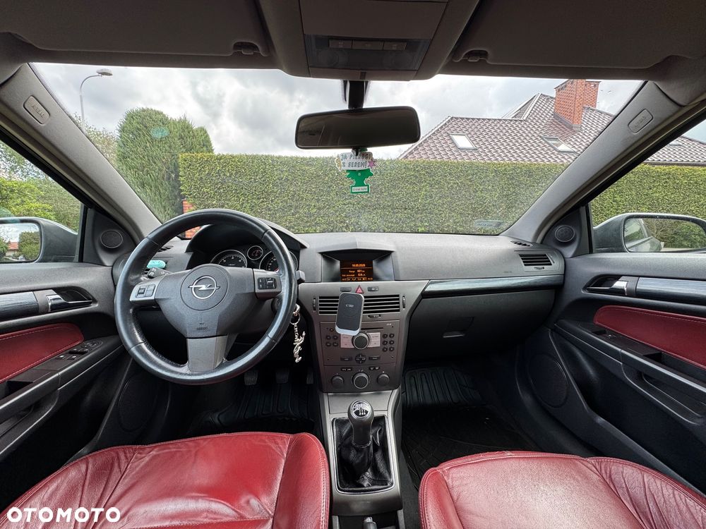 Opel Astra 1.9 CDTI Edition - 10