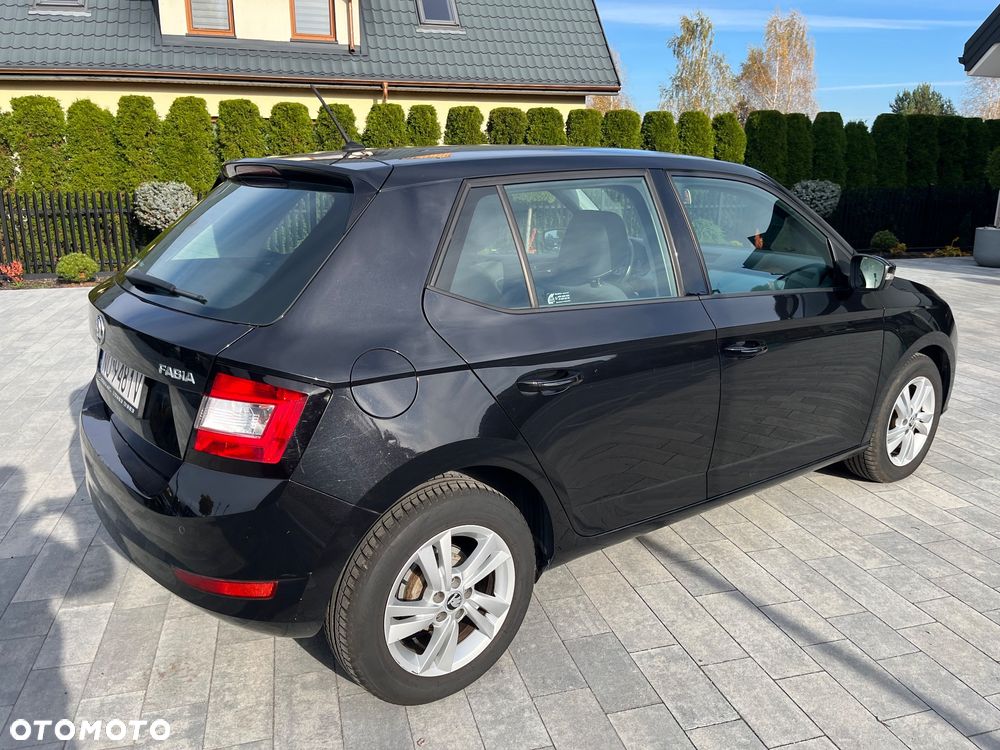 Skoda Fabia 2019 photo 3