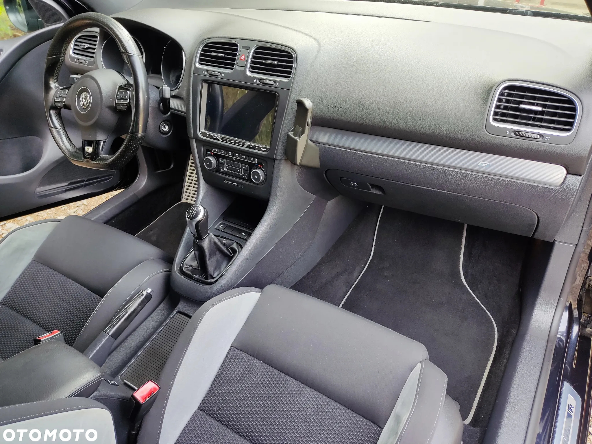 Volkswagen Golf VI 2.0 TSI 4Mot R - 33