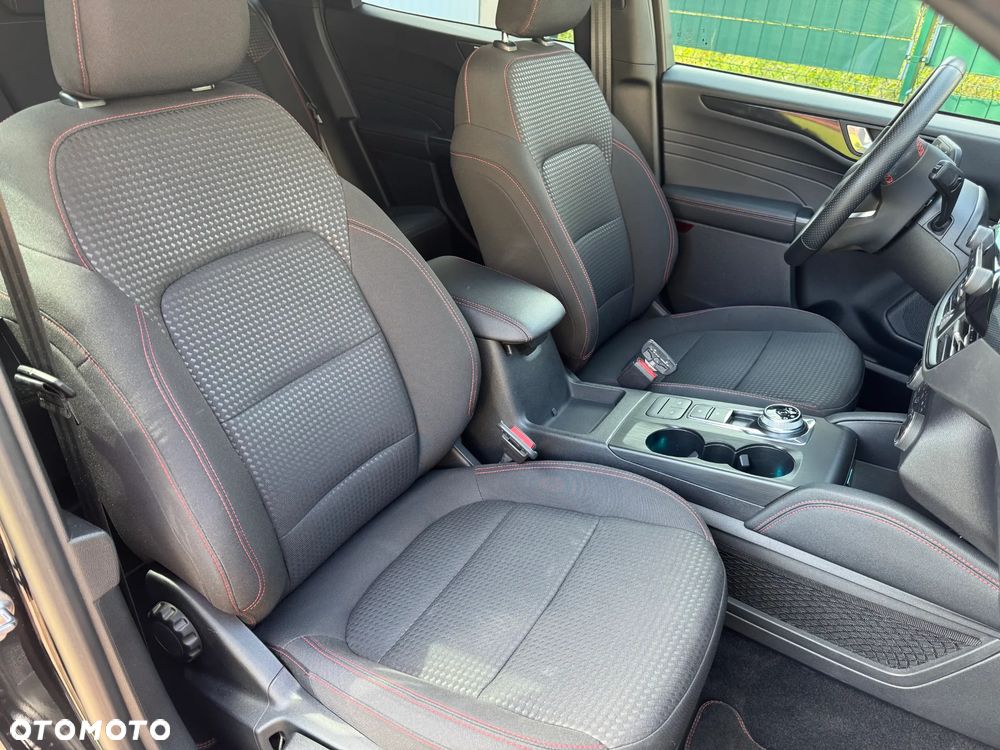 Ford Kuga 2.5 Duratec FHEV ST-LINE - 12