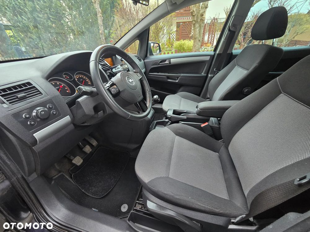 Opel Zafira 1.8 Innovation 110 Jahre - 11
