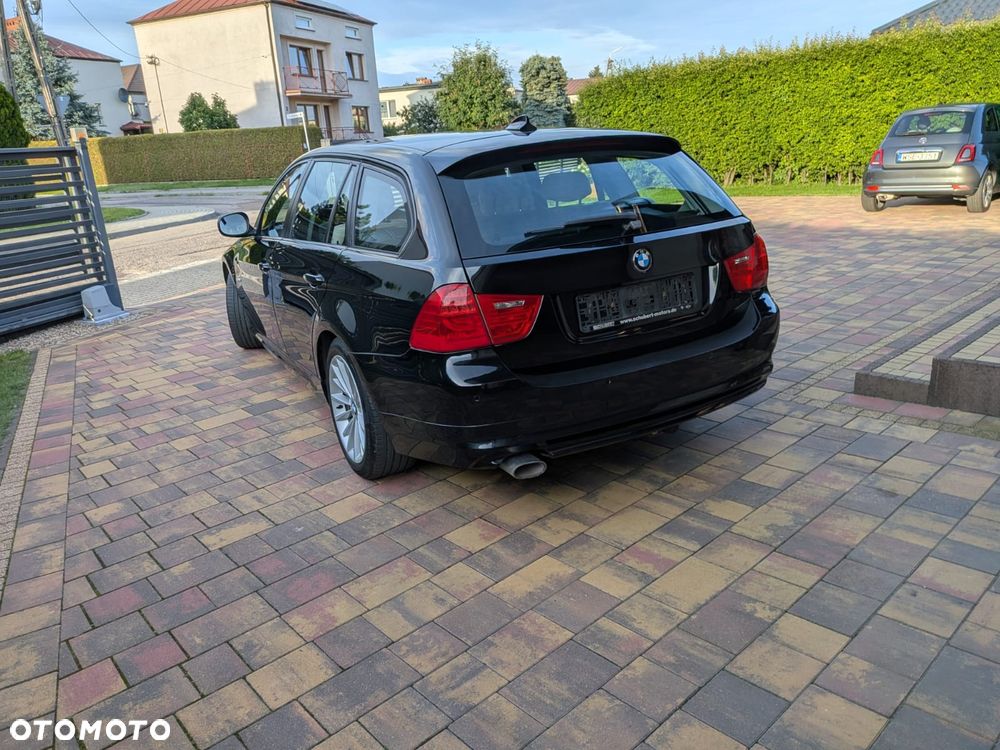 BMW Seria 3 320d DPF - 3