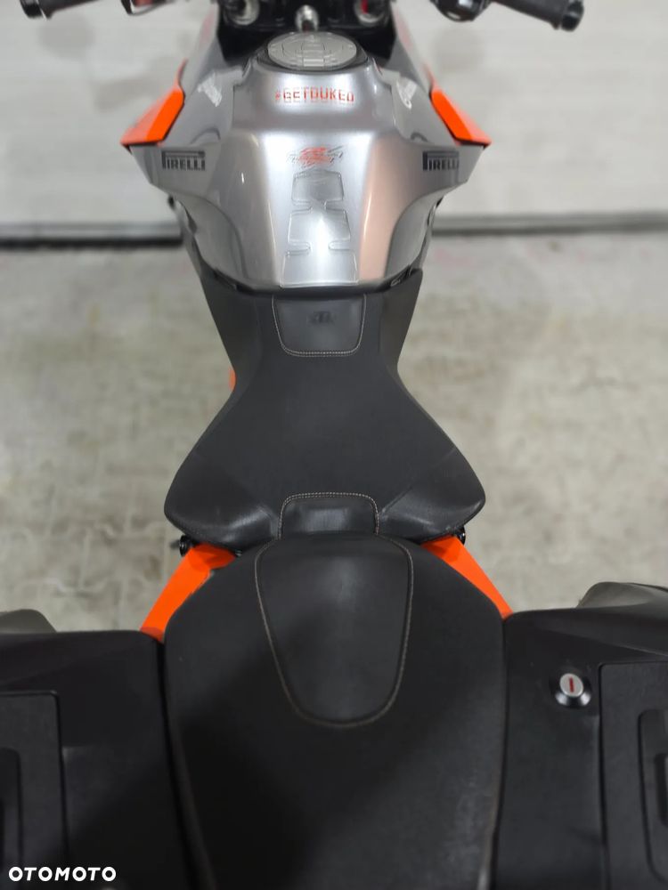 KTM Super Duke - 28