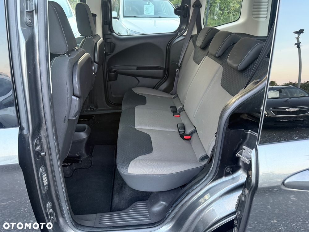 Ford Tourneo Courier 1.0 EcoBoost Titanium - 18