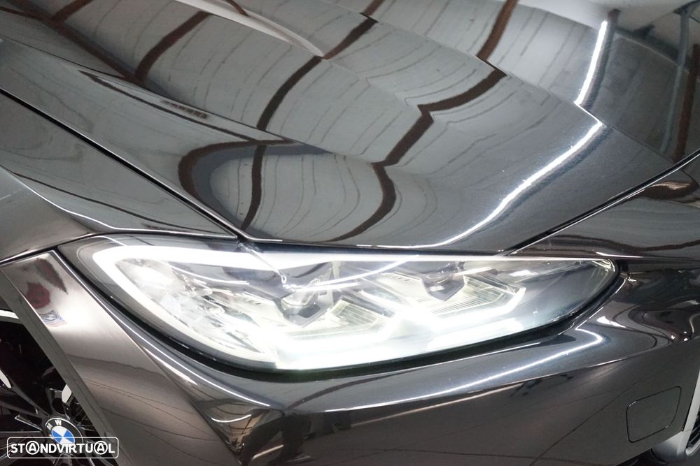 BMW i4 eDrive40 Desportiva M - 10