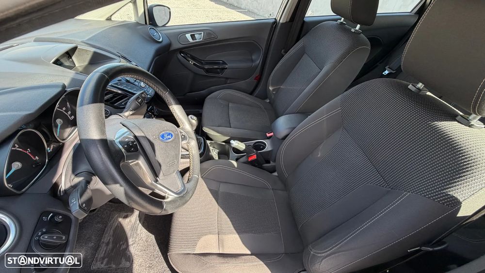 Ford Fiesta 1.0 Ti-VCT Titanium - 17