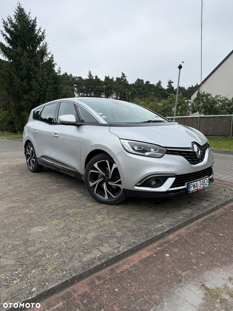 Renault Grand Scenic - 20