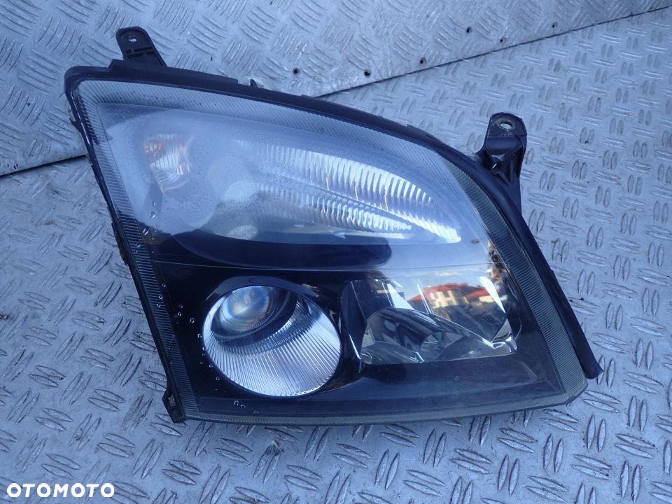 LAMPA PRAWY PRZÓD OPEL VECTRA C XENON EUROPA CIEMNA RADOM - 1