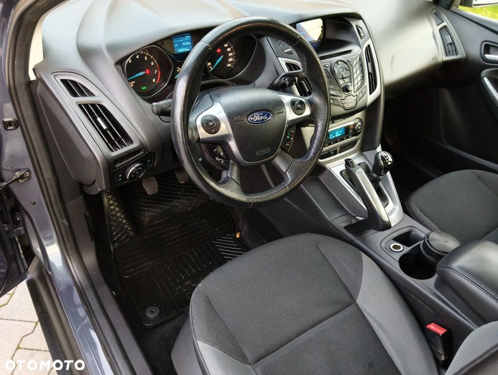 Ford Focus 1.6 Trend - 20
