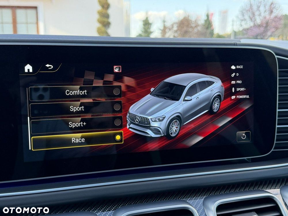 Mercedes-Benz GLE - 38