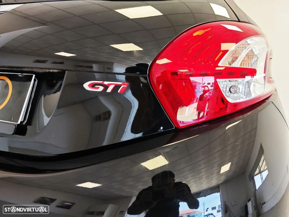 Peugeot 208 1.6 THP GTi Limited Edition - 20