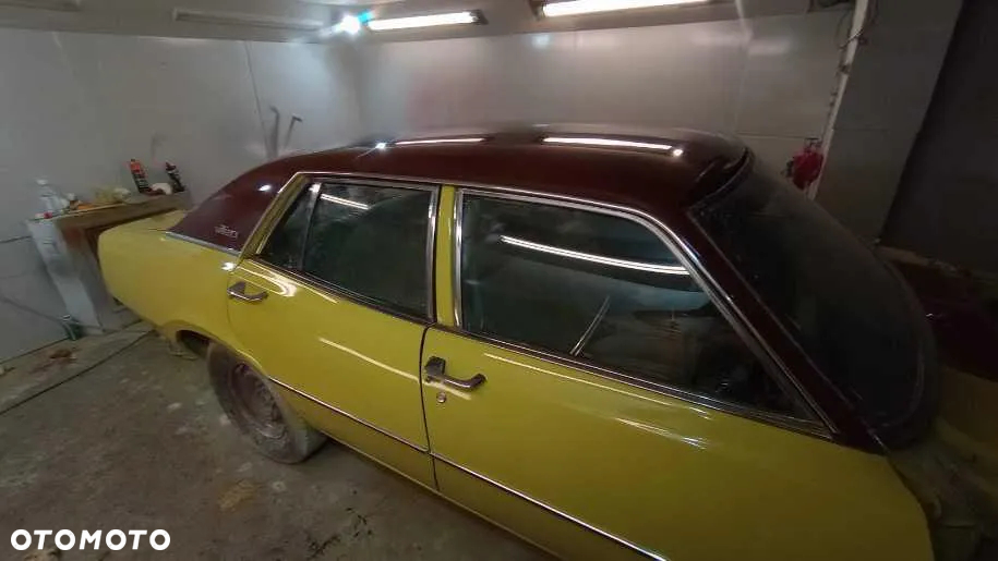 Ford Maverick - 30