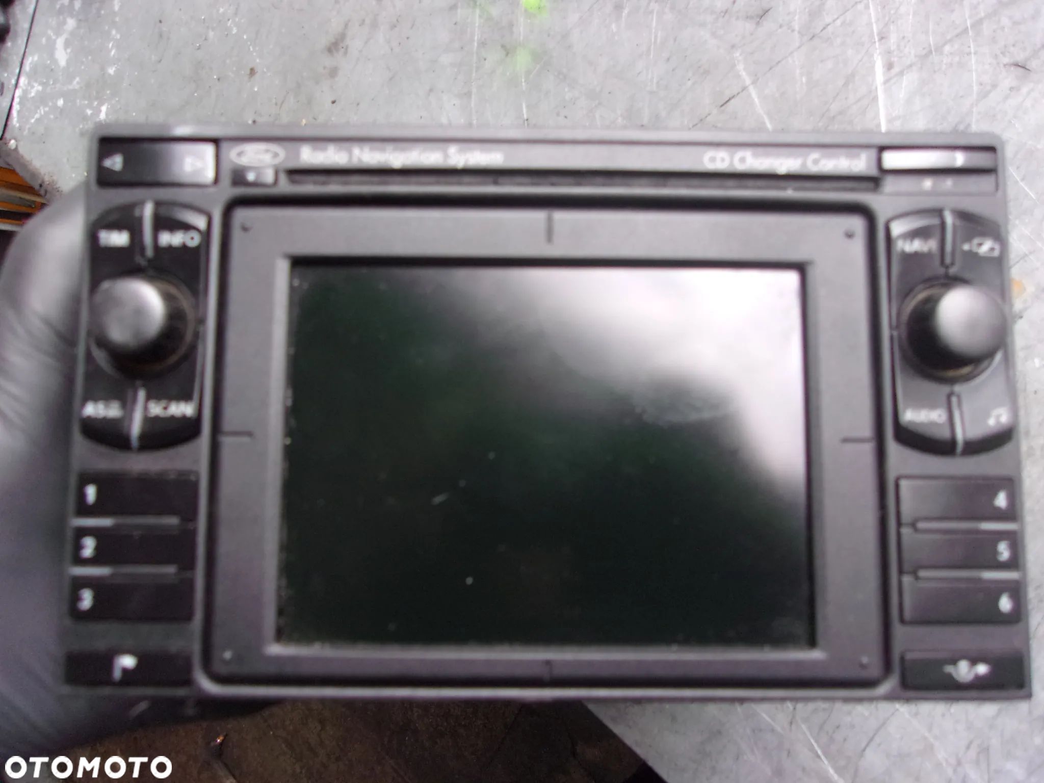 PASSAT B5 RADIO CD NAVIGACJA MONITOR - 1