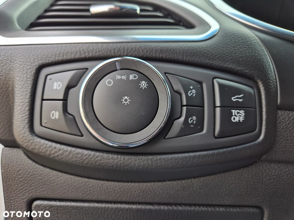 Ford Edge 2.0 EcoBlue Bi-Turbo 4x4 ST-LINE - 33