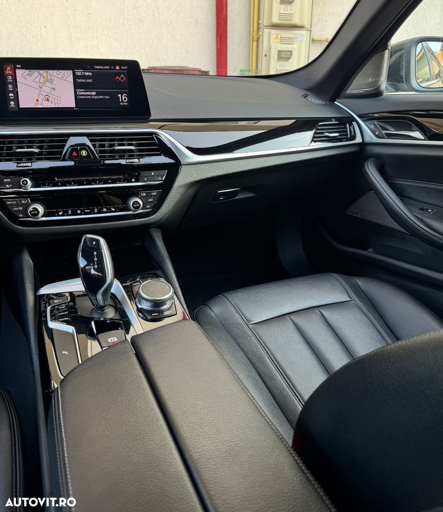 BMW Seria 5 520d EfficientDynamics Edition AT - 12