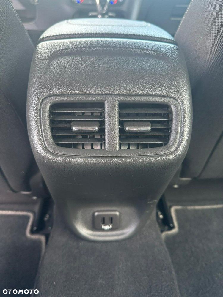 Opel Insignia - 24