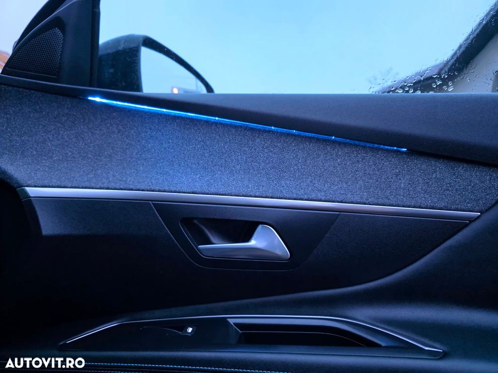 Peugeot 3008 PureTech 130 Stop & Start GPF EAT8 GT - 16