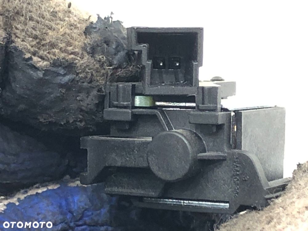 BLOKADA STACYJKI  MAN TGE Autobus 2017 - 2022 2.0 TDI 130 kW [177 KM] olej napędowy 2017 - 2022 - 3