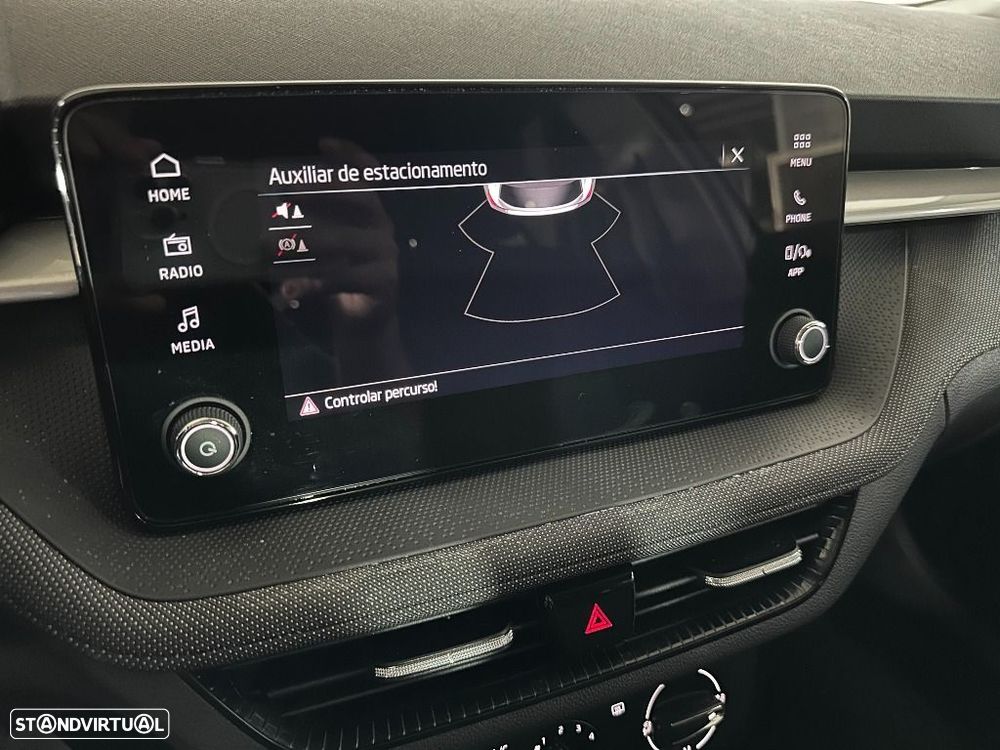 Skoda Fabia 1.0 TSI Selection DSG - 8