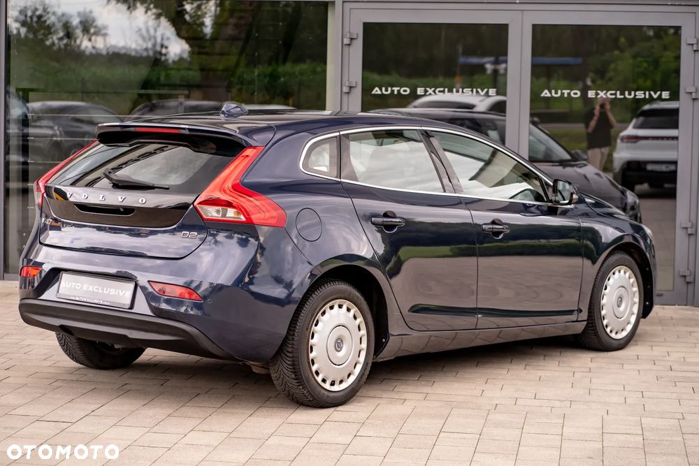 Volvo V40 D2 - 32