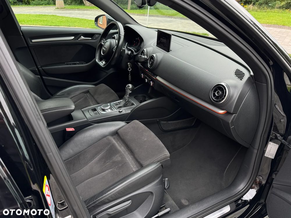 Audi A3 Sportback 2.0 TDI S tronic S line Sportpaket - 12