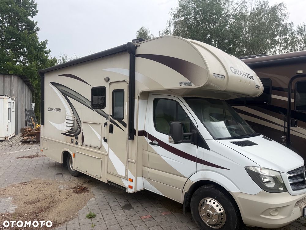Mercedes-Benz Sprinter - 1