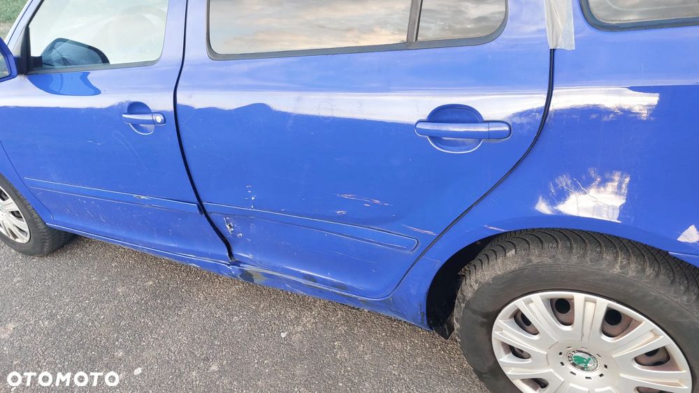 Skoda Octavia 1.6 Combi - 8