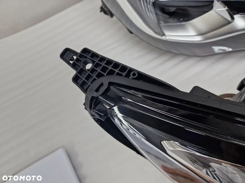 OPEL ASTRA K V 15-  IDEALNA FULL LED PRAWA LAMPA PRZEDNIA PRZÓD , NR 39055746 , INTELLI LUX , NR AUKCJI LL477 - 5