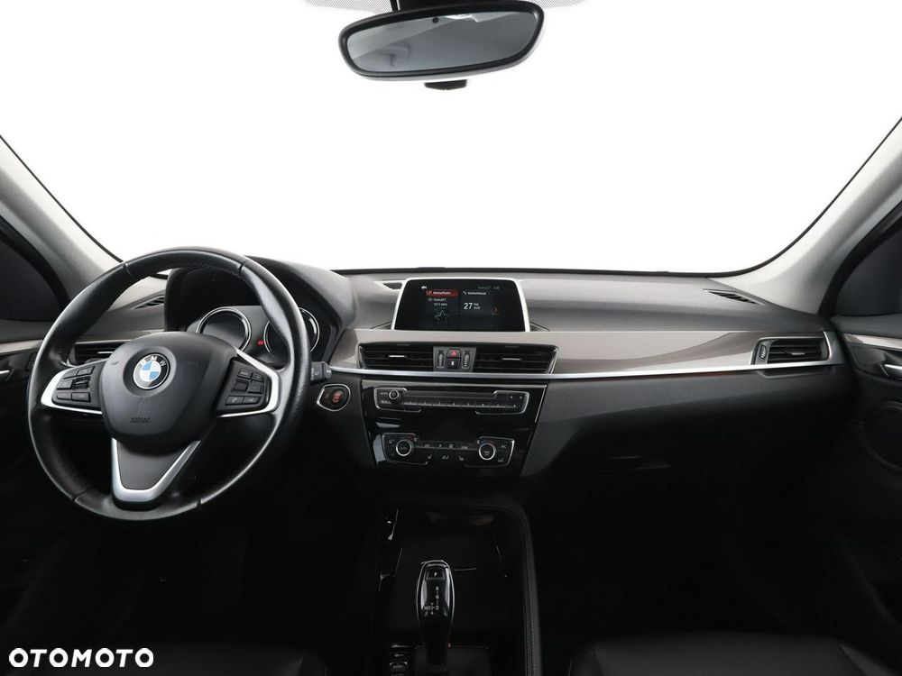 BMW X1 sDrive20d xLine - 16