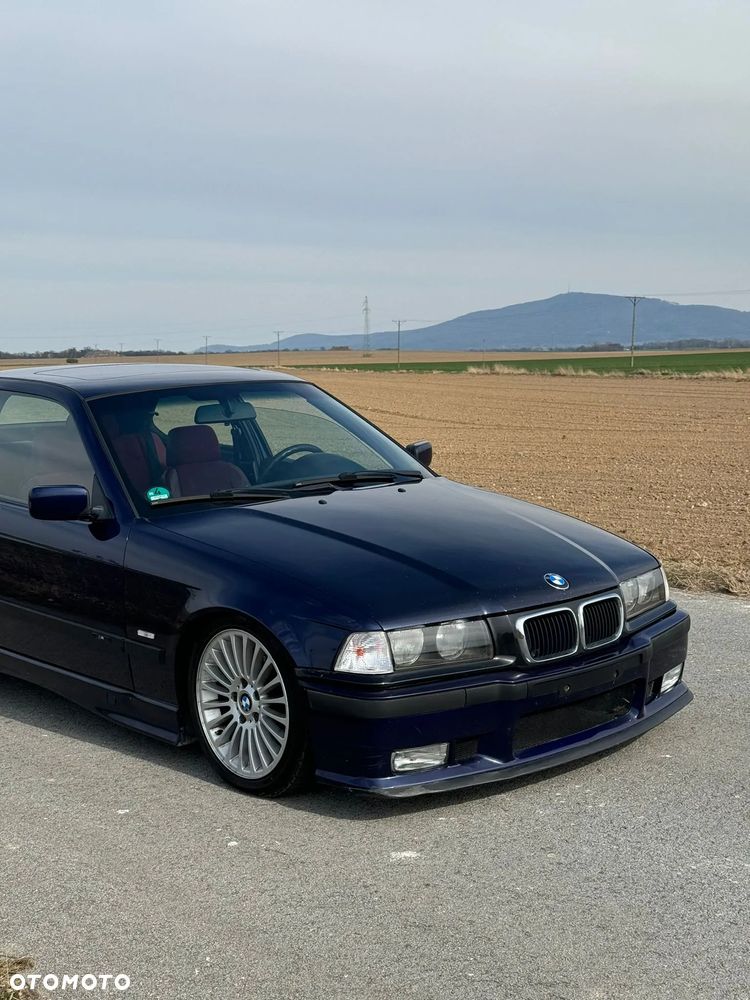 BMW Seria 3 323 CI - 7
