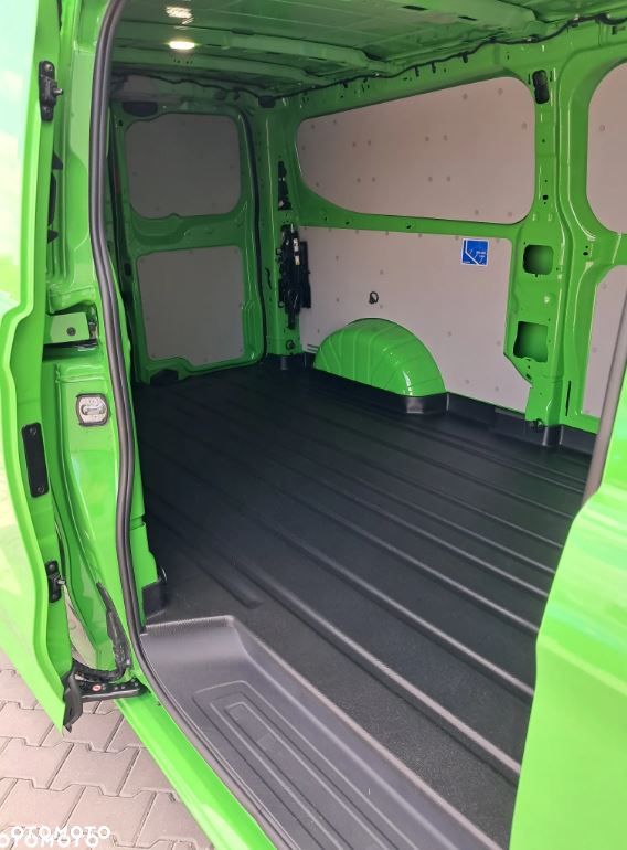 Ford Transit Custom - 11