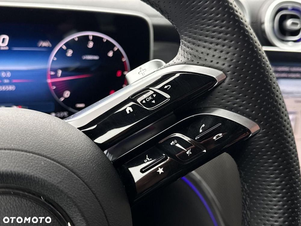 Mercedes-Benz GLC - 20