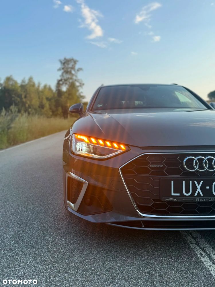 Audi A4 Avant 40 TDI Quattro S Line S tronic - 12