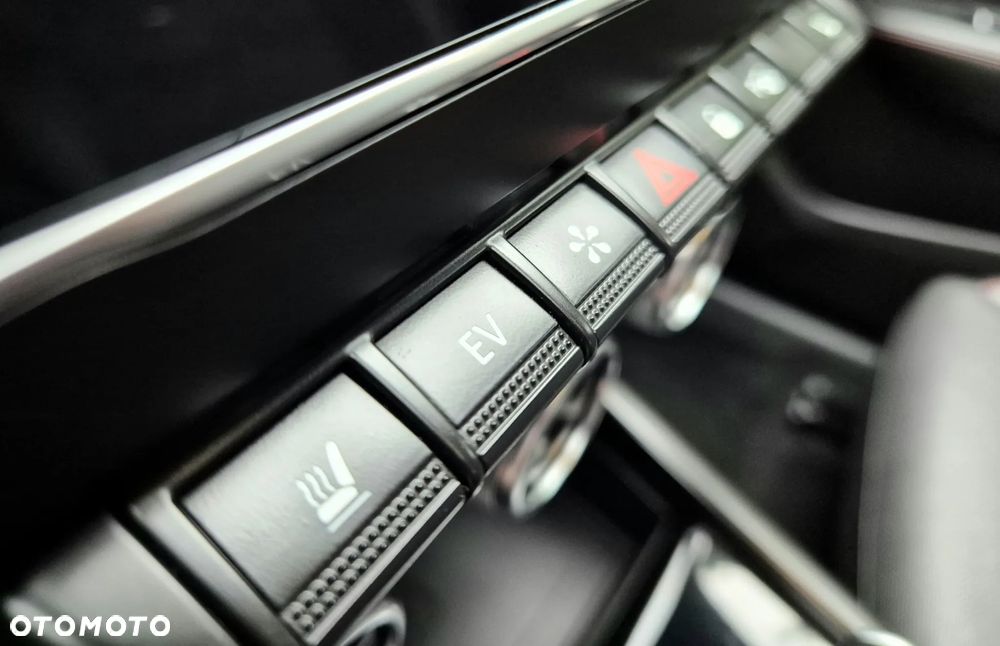 Renault Arkana E-TECH 145 R.S.LINE - 10