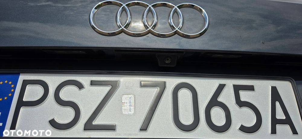 Audi A4 Avant 2.0 TDI - 8