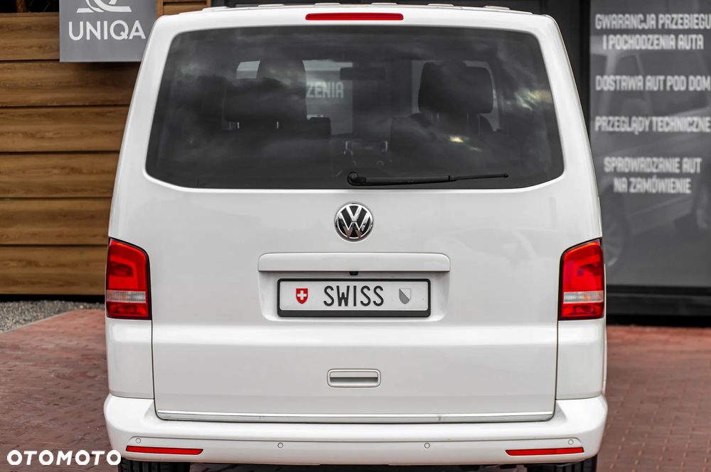 Volkswagen Multivan - 11