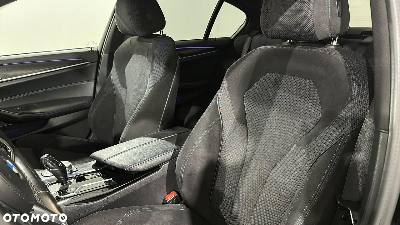 BMW Seria 5 - 12