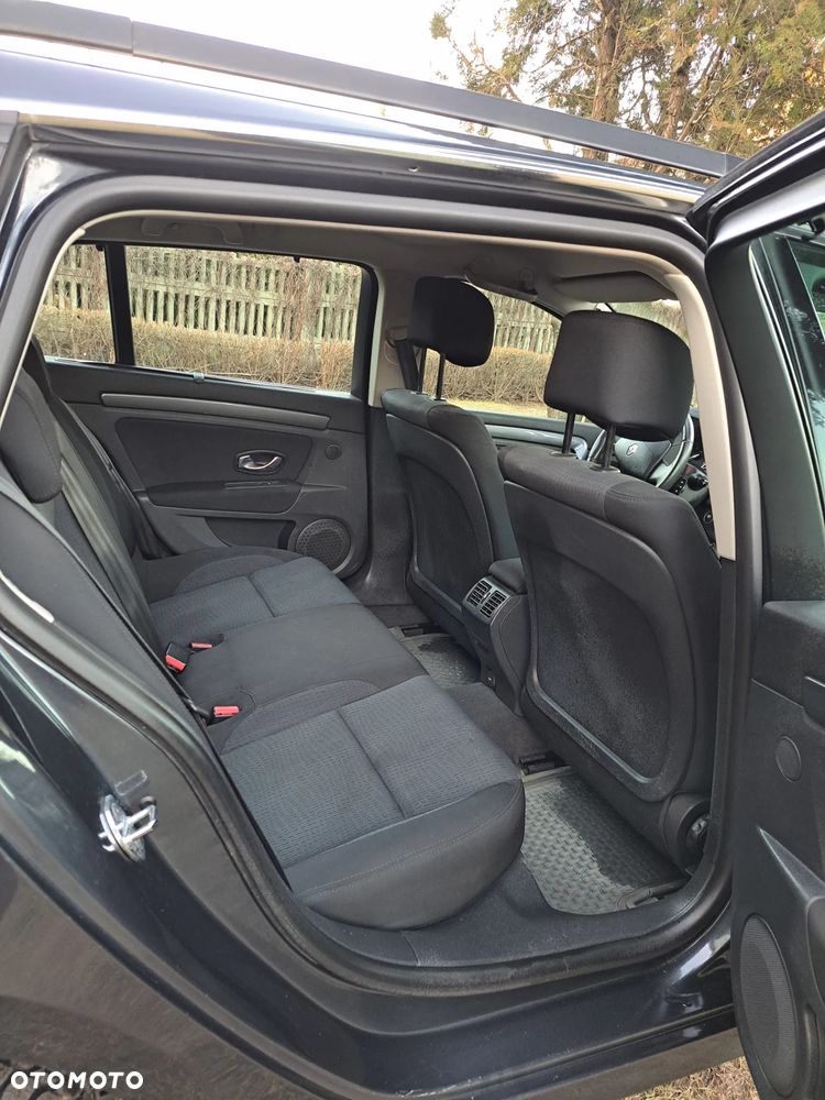 Renault Laguna 2.0 DCi Dynamique - 12