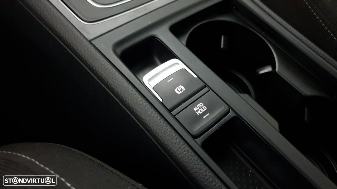 VW Golf 2.0 TDi GTD DSG - 25