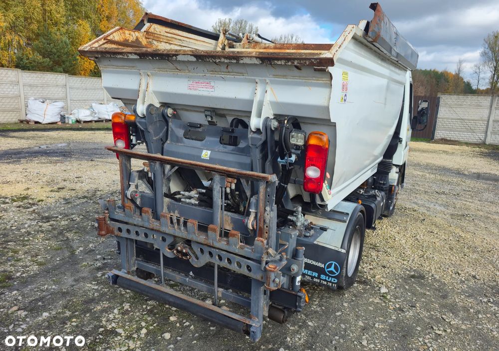 Mitsubishi CANTER FUSO - 8