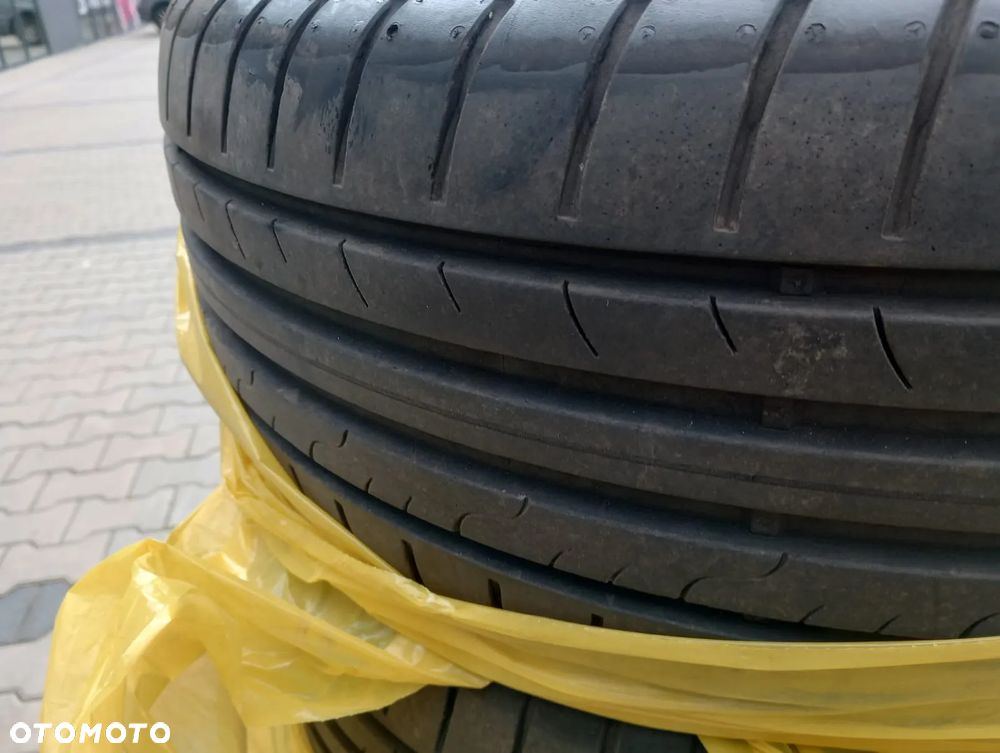 Volkswagen Golf 1.4 TSI BMT Comfortline - 13