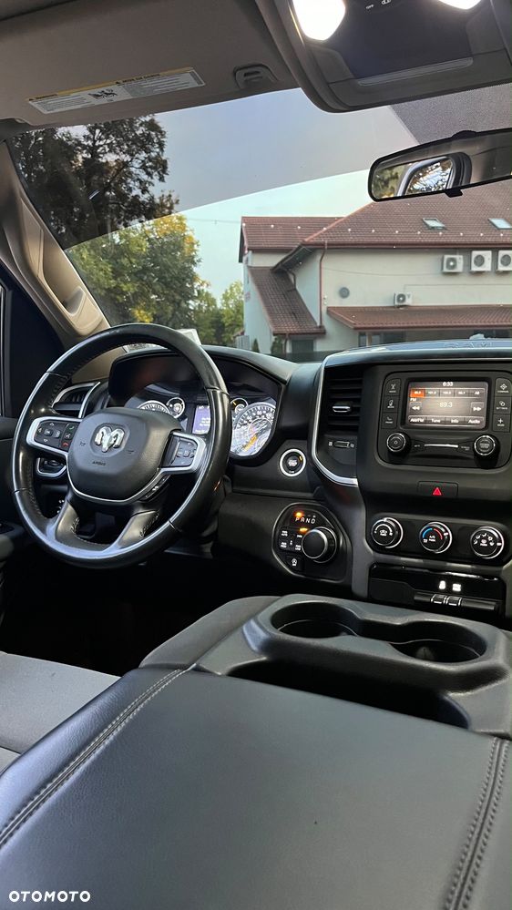 Dodge RAM - 6