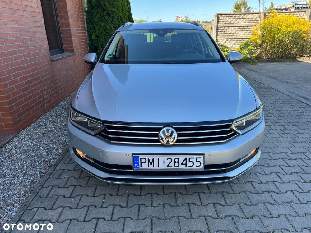 Volkswagen Passat Variant 2.0 TDI SCR DSG Business - 5