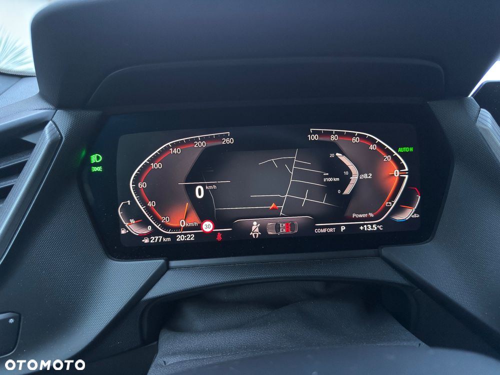 BMW Seria 2 218i M Sport - 8