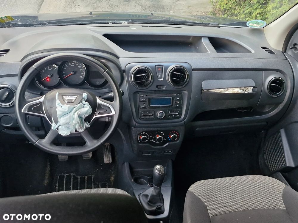 Dacia Dokker SCe 100 Essential - 5