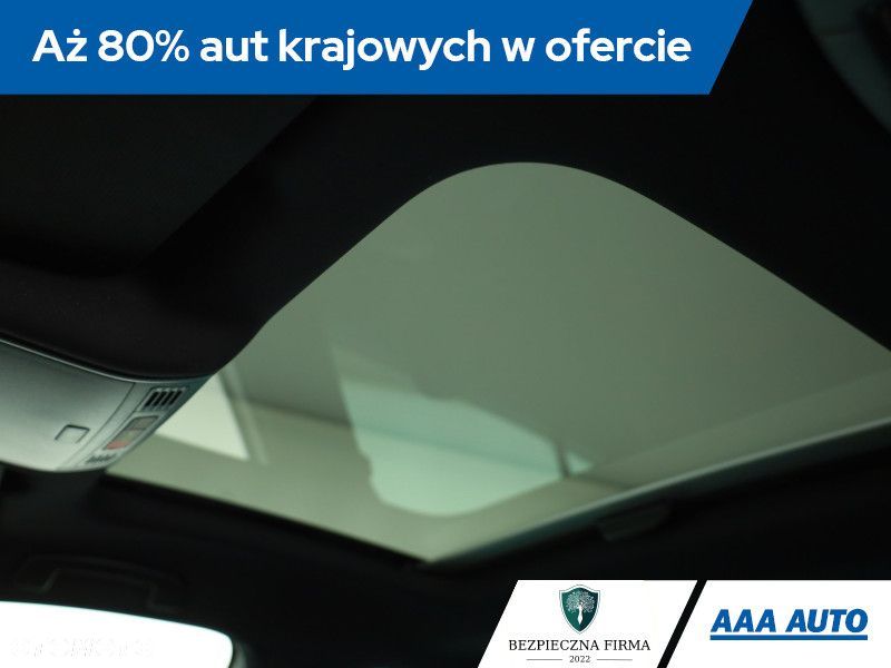 Volkswagen Golf - 22